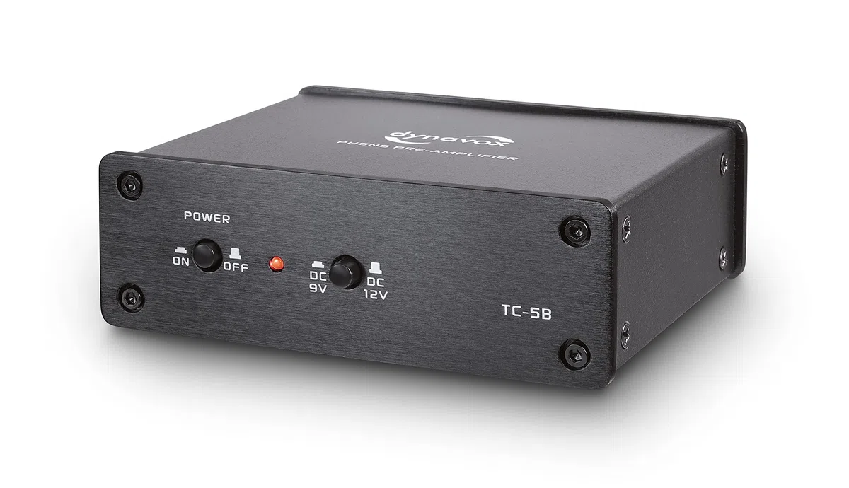 Dynavox TC-5B Phono-Vorverstärker, kompaktes Metall-Gehäuse, für Plattenspieler mit MM-Abtast-Systemen, optionaler Batteriebetrieb, schwarz
