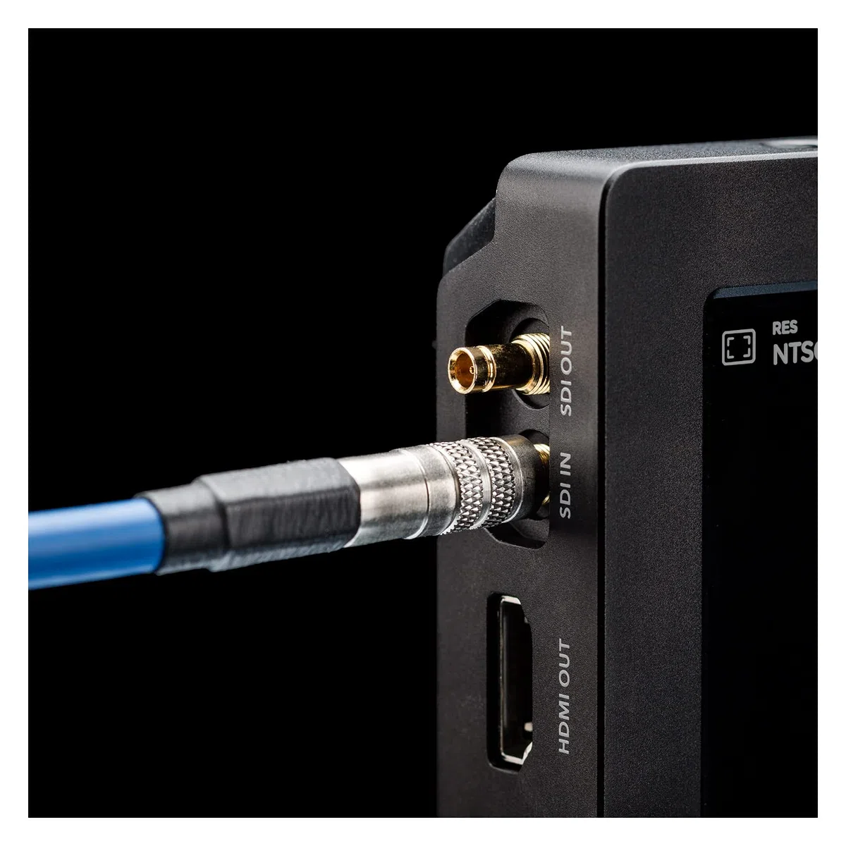 Sommer Cable 25cm Video- Adapterkabel SDI in/Out Video- DIN 1.0/2.3 Male auf BNC Stecker SC-Vector 0.8/3.7 für Blackmagic Aja Cards 75 Ohm - VTBER0025-SW-SW