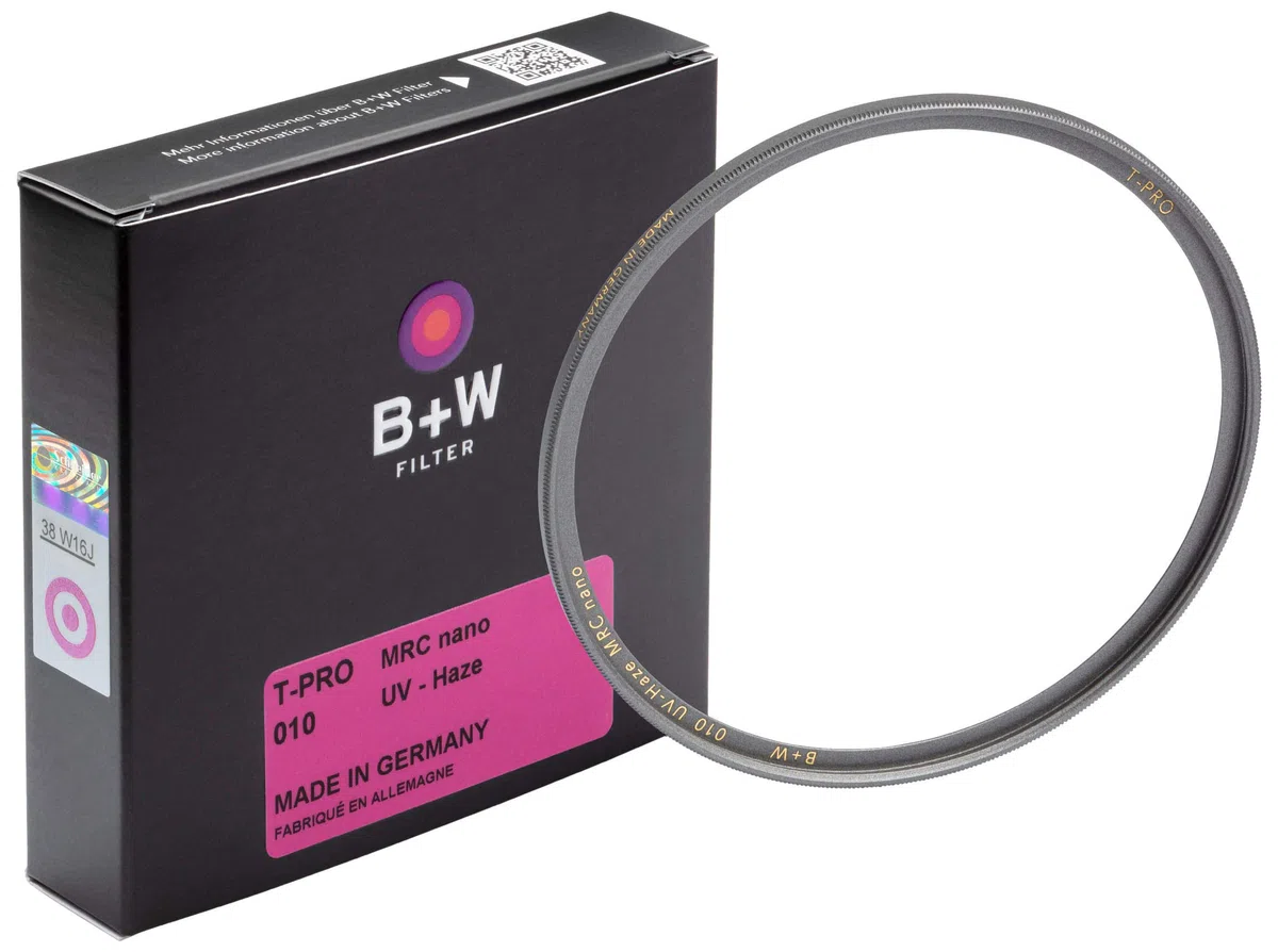 B+W 010 UV-Haze- und Schutz-Filter (46mm, T-Pro, Titan-Finish, MRC Nano, 16x vergütet, super Slim, Premium) 66-1097749 46