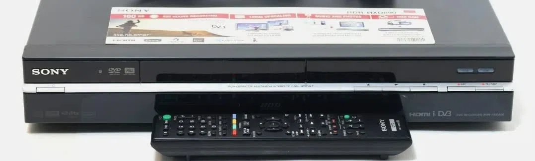 Sony RDR HX D 890 DVD-Festplattenrekorder 160 GB (HDMI, DVB-T Tuner) schwarz