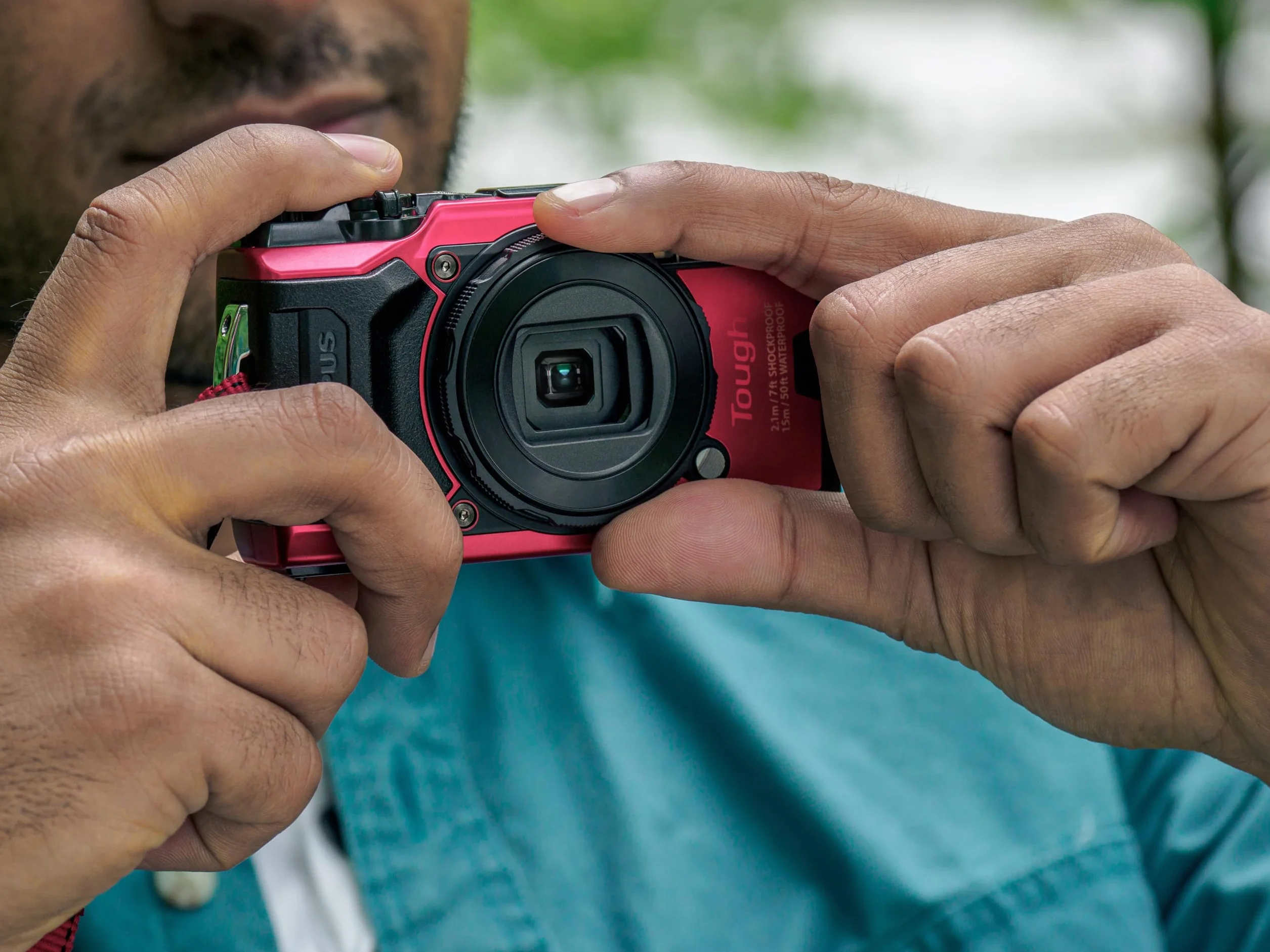 OM SYSTEM LB-T01 Objektivschutz für Olympus Tough TG-5, TG-6 und TG-7, Schutz vor Kratzern und Verschmutzungen, Schnappmechanismus