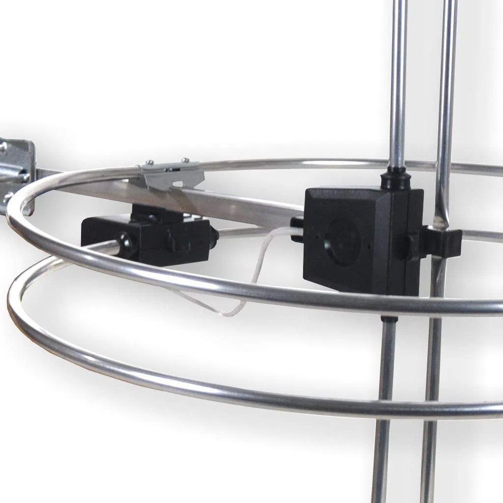 UKW Ringdipol mit integrierter DAB+ Antenne zum Empfang von FM (87,5-108 MHz) und DAB+ (170-240 MHz)