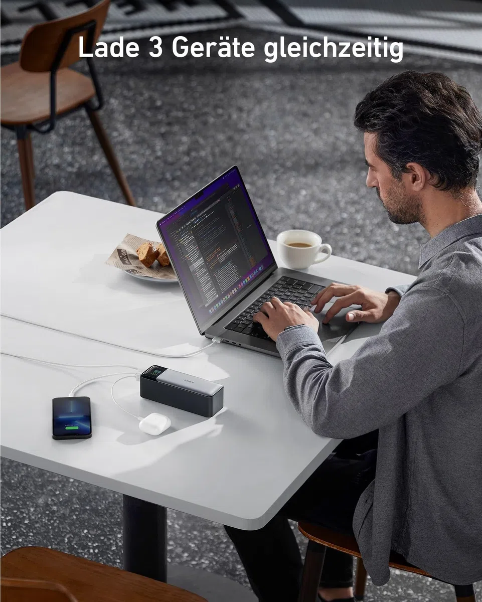 Anker 737 Power Bank, 140w 24000mAh Powerbank mit 3 Anschlüsse, Digitales Display, Kompatibel mit iPhone 17/16/15/14, Galaxy, MacBook, AirPods